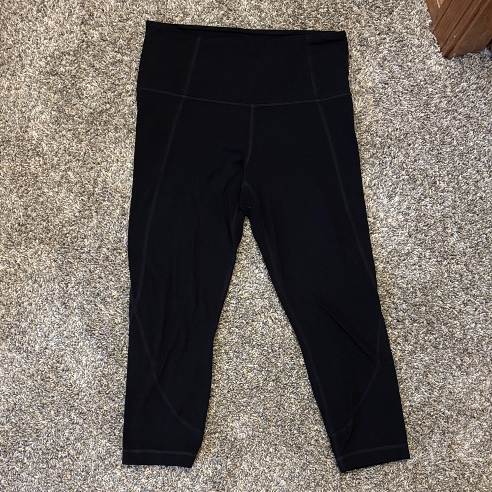 Athleta black 3/4 leggings
